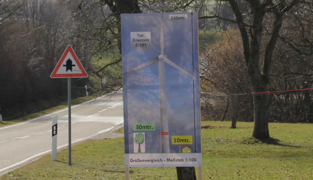 Infoveranstaltung zur exemplarischen Darstellung der Höhe der geplanten Windkraftanlagen für das GVV Gebiet